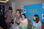 Hema Malini launches Namita Jain_s book in  Courtyard Marriott, Mumbai on 26th Oct 2012 (2).JPG